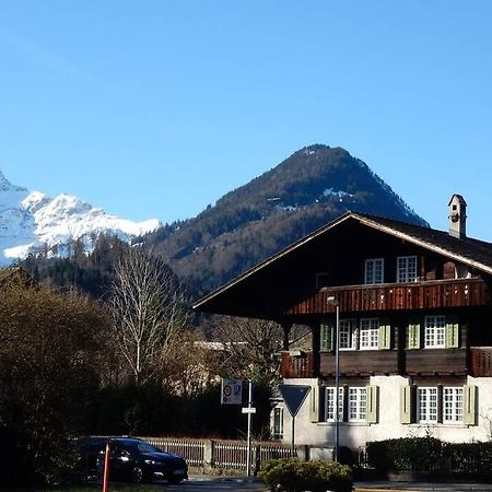 Zentral Gelegene Wohnung Mit Grossem Garten 因特拉肯 外观 照片